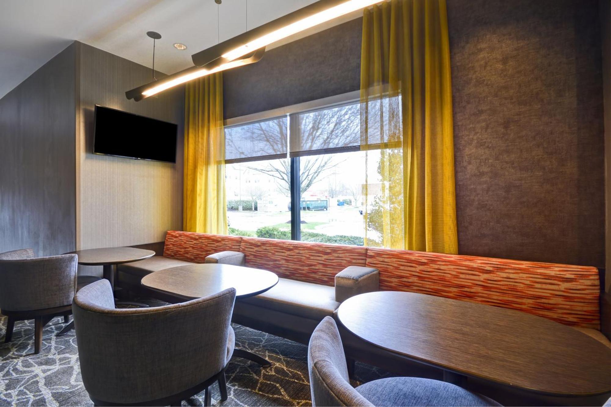 Springhill Suites Lexington Near The University Of Kentucky Eksteriør billede