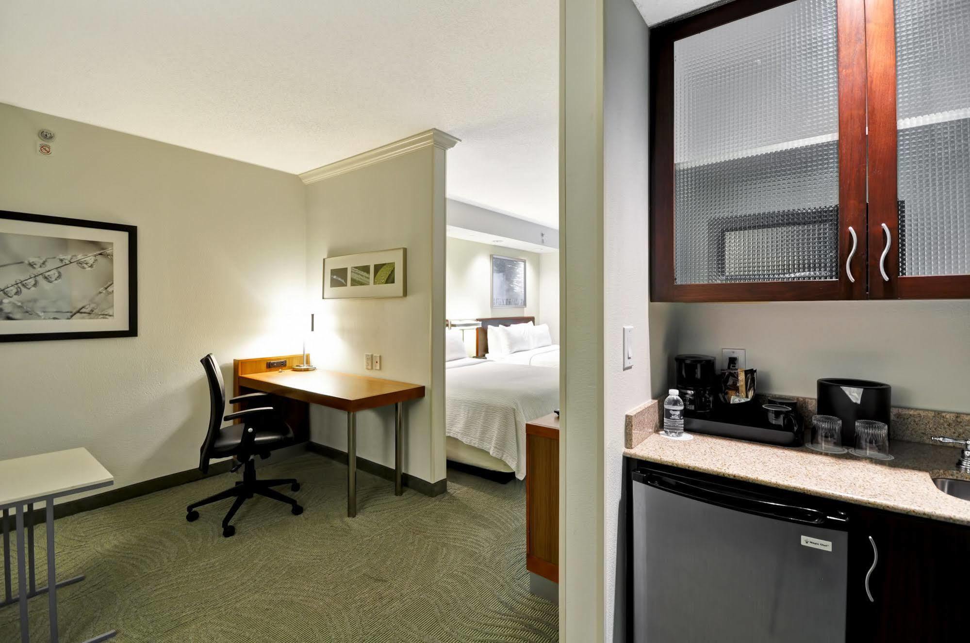 Springhill Suites Lexington Near The University Of Kentucky Eksteriør billede