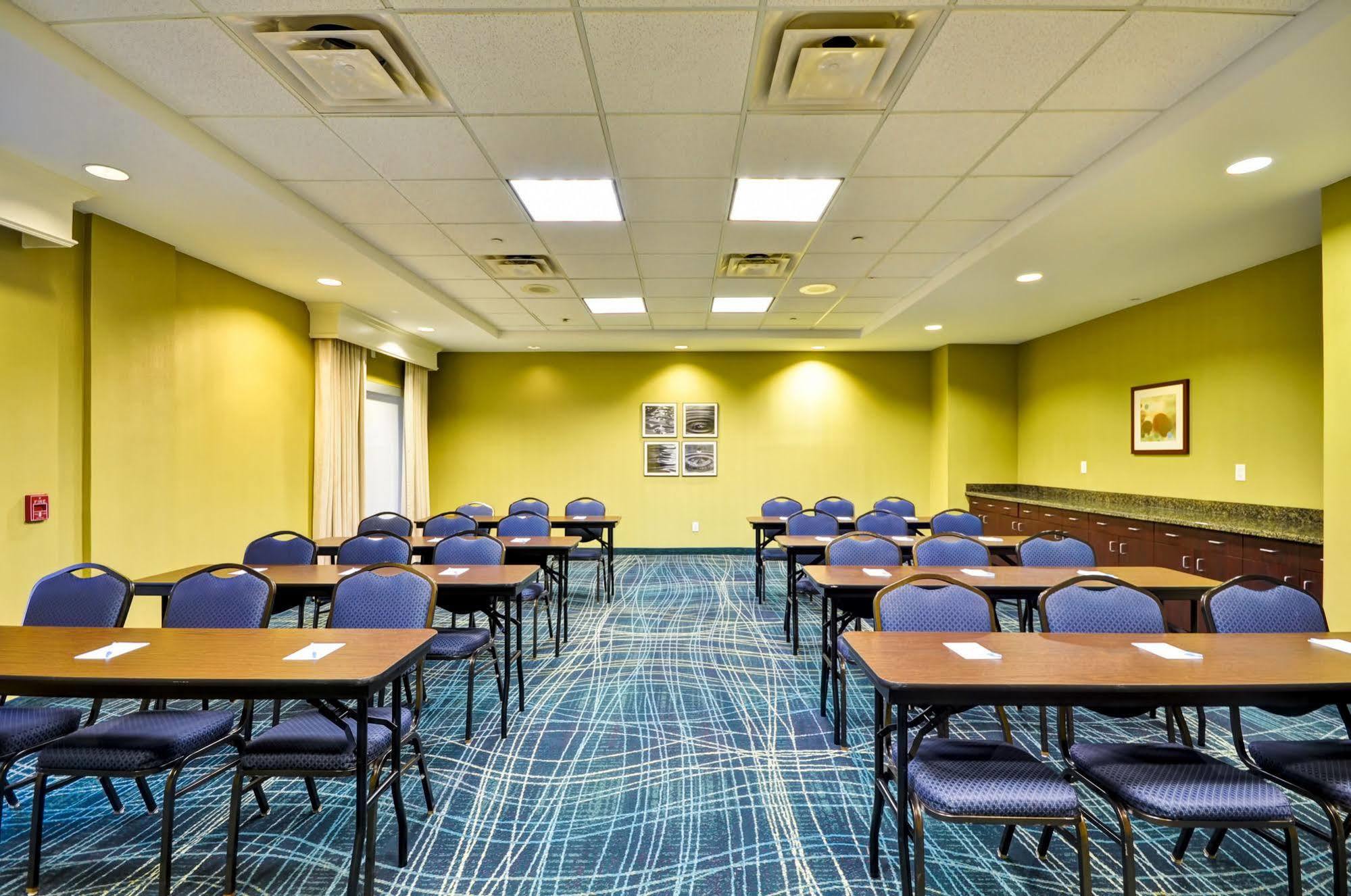 Springhill Suites Lexington Near The University Of Kentucky Eksteriør billede